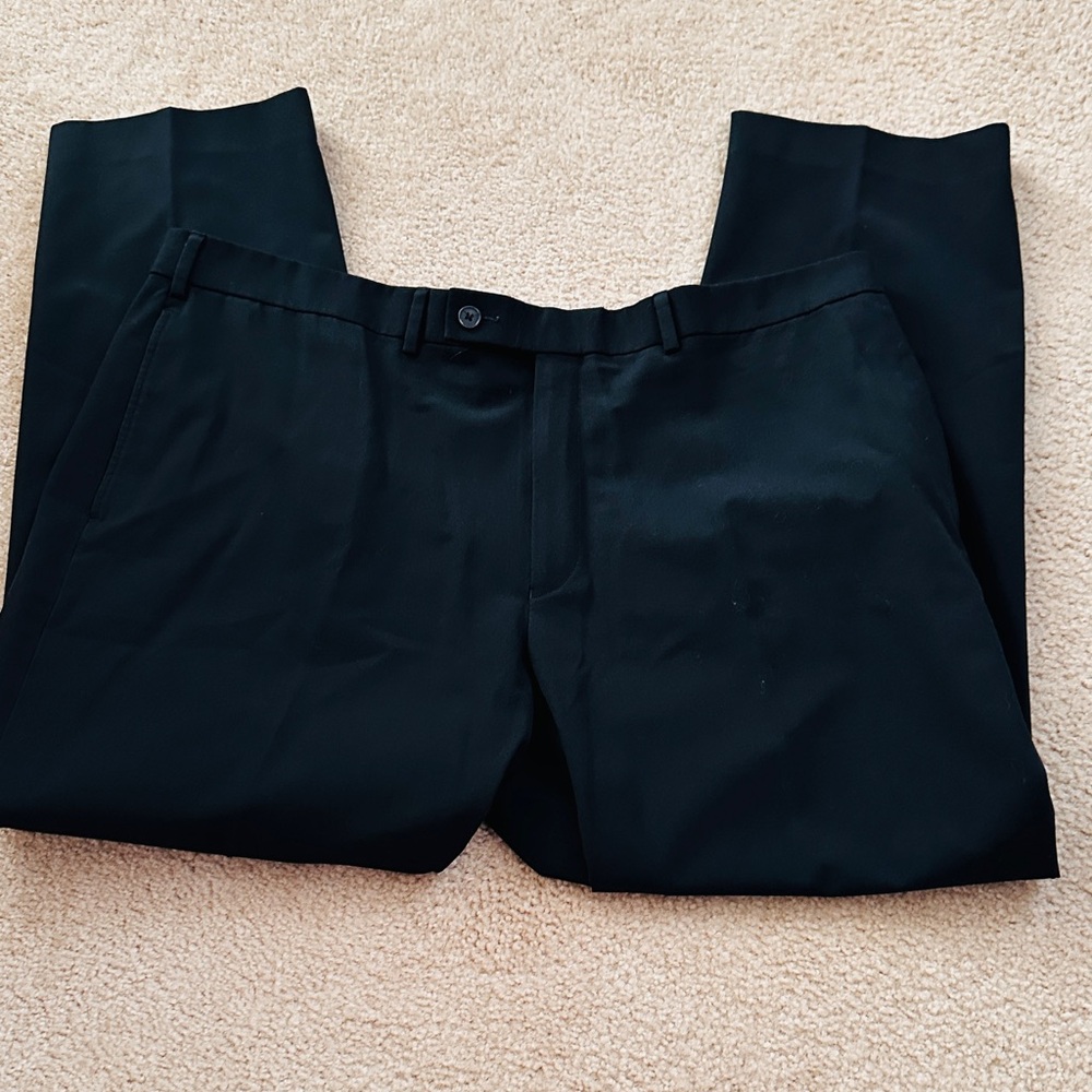 SALE $15 Van Heusen Classic Black Dress Pants - Picture 3 of 5